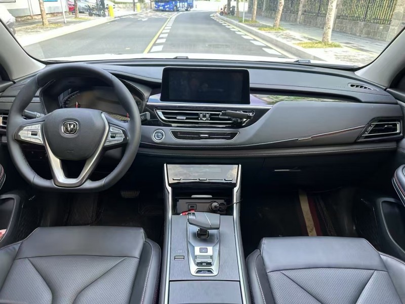 广州25年长安汽车CS755