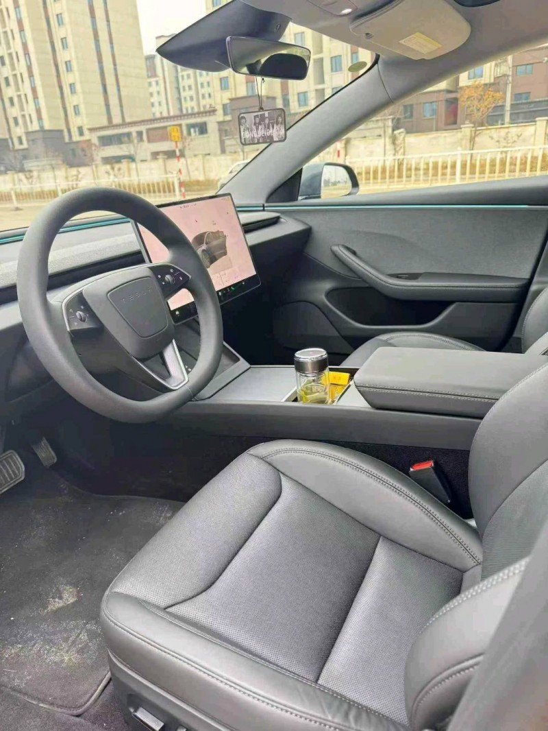 邯郸25年特斯拉MODEL 34