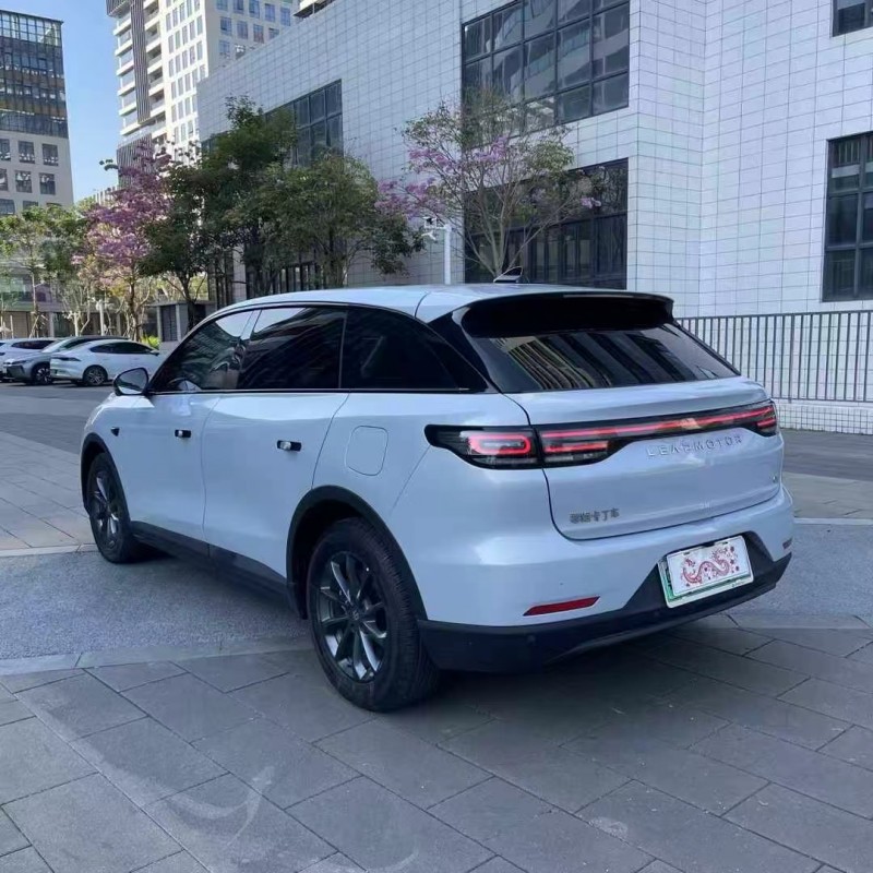 佛山23年零跑汽车C117