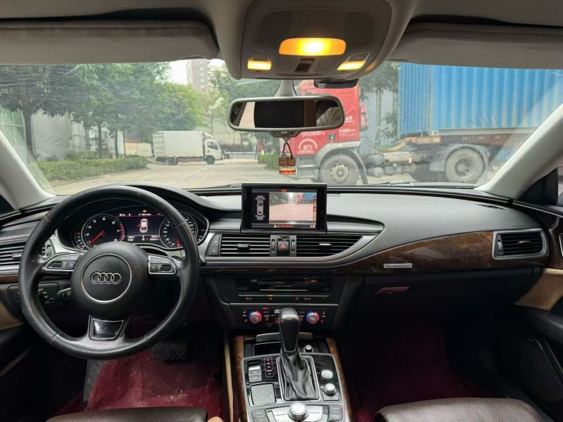 深圳17年奥迪A7L6