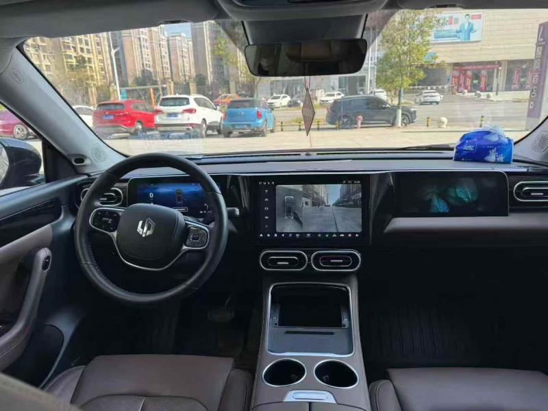 九江24年零跑汽车C117