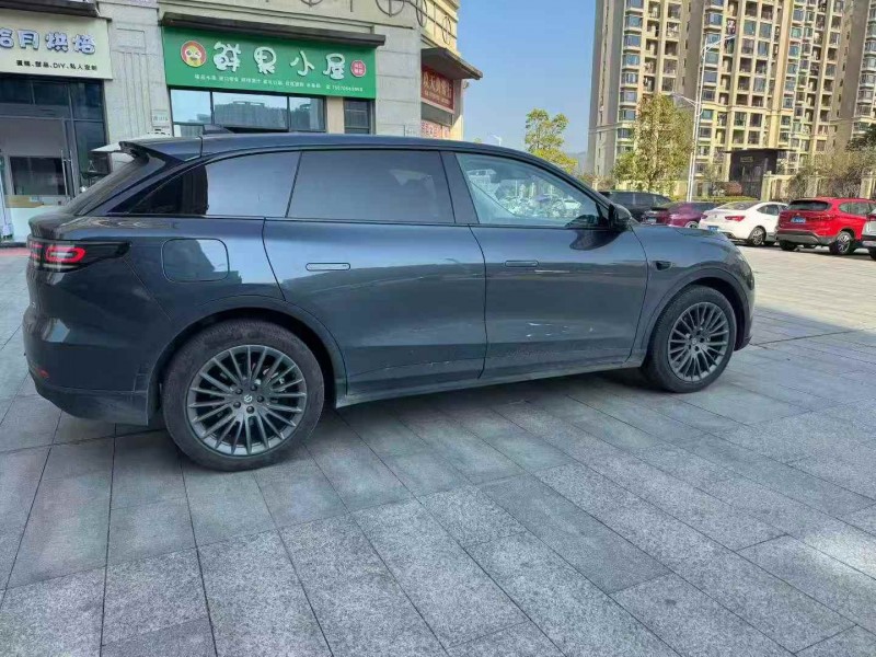 九江24年零跑汽车C118