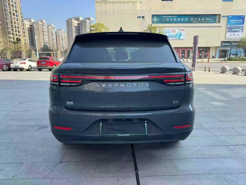 九江24年零跑汽车C119