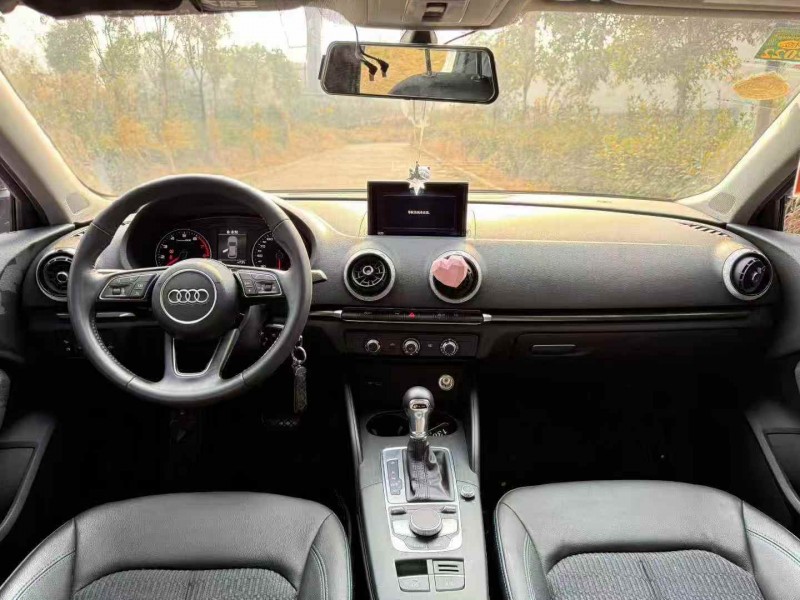 宜昌19年奥迪A35