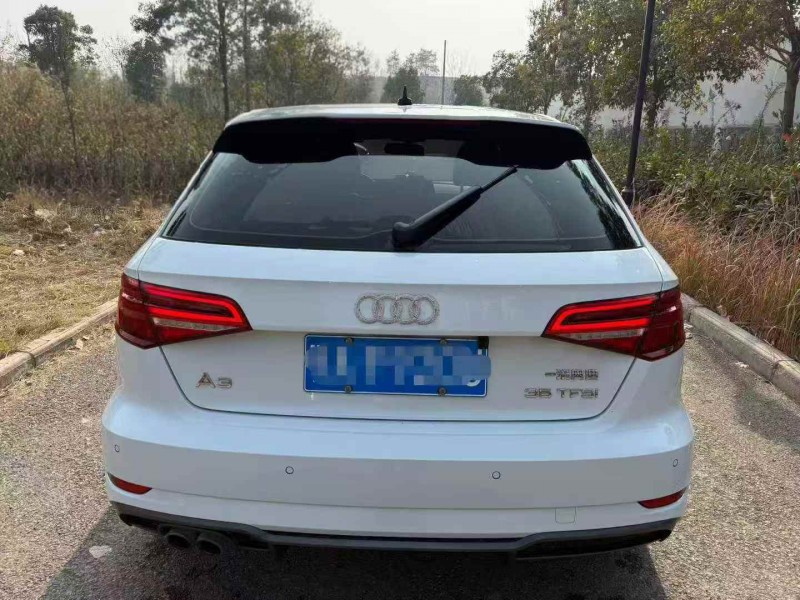 宜昌19年奥迪A39