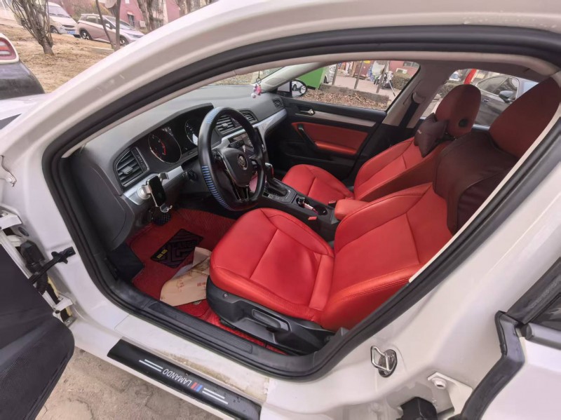 天津18年大众凌渡3