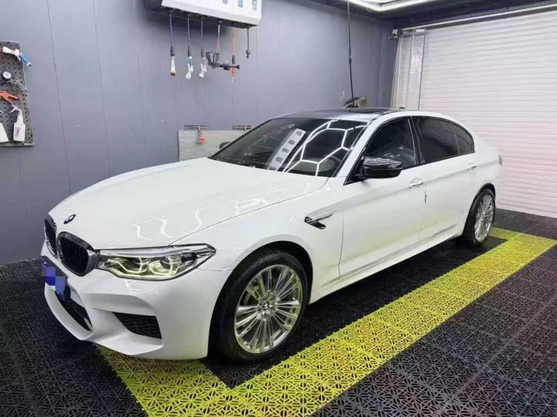 枣庄18年宝马5系3