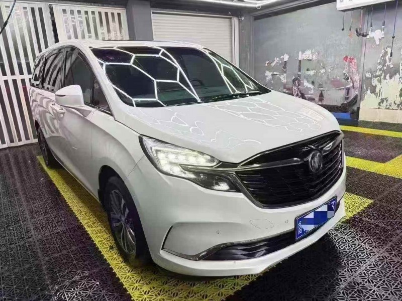 威海21年别克GL82