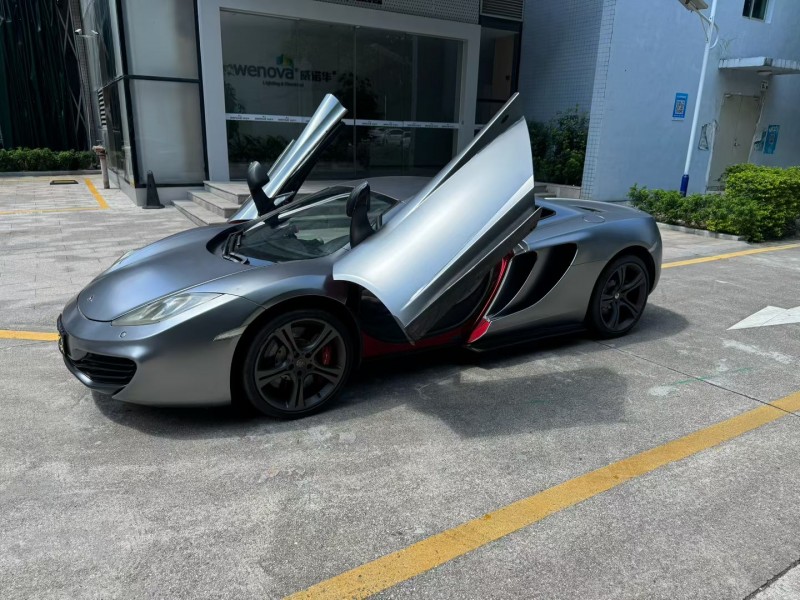 深圳15年迈凯伦12C6