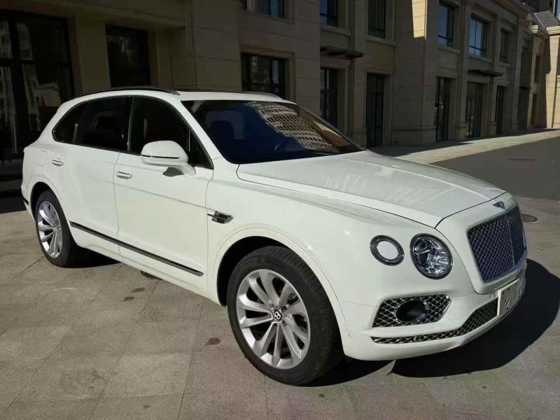 东营18年宾利添越2