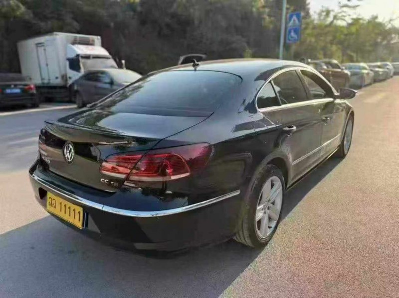 南宁16年大众CC8