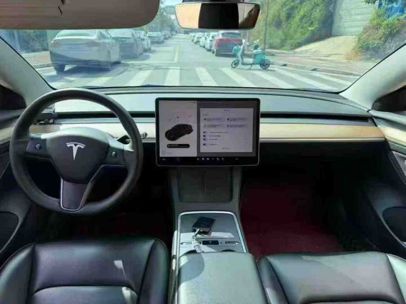 南宁22年特斯拉MODEL Y5