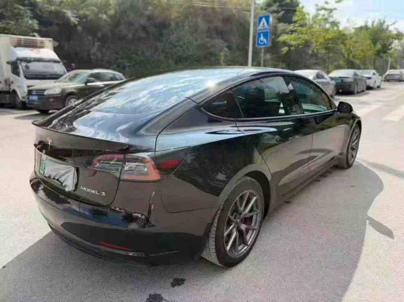 南宁22年特斯拉MODEL Y8