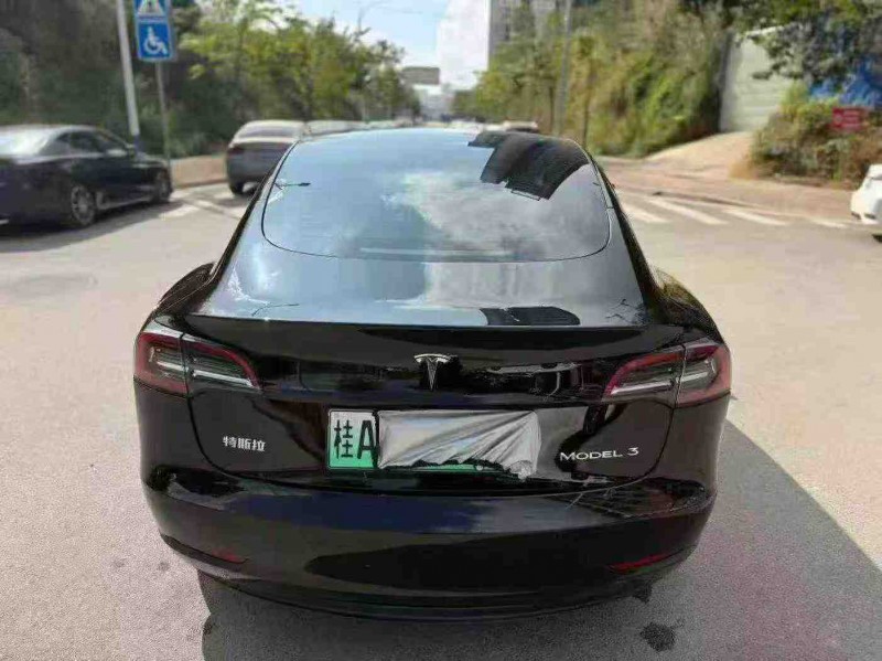 南宁22年特斯拉MODEL Y9