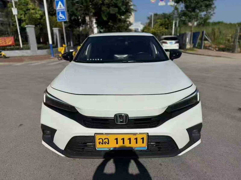 南宁23年本田思域1