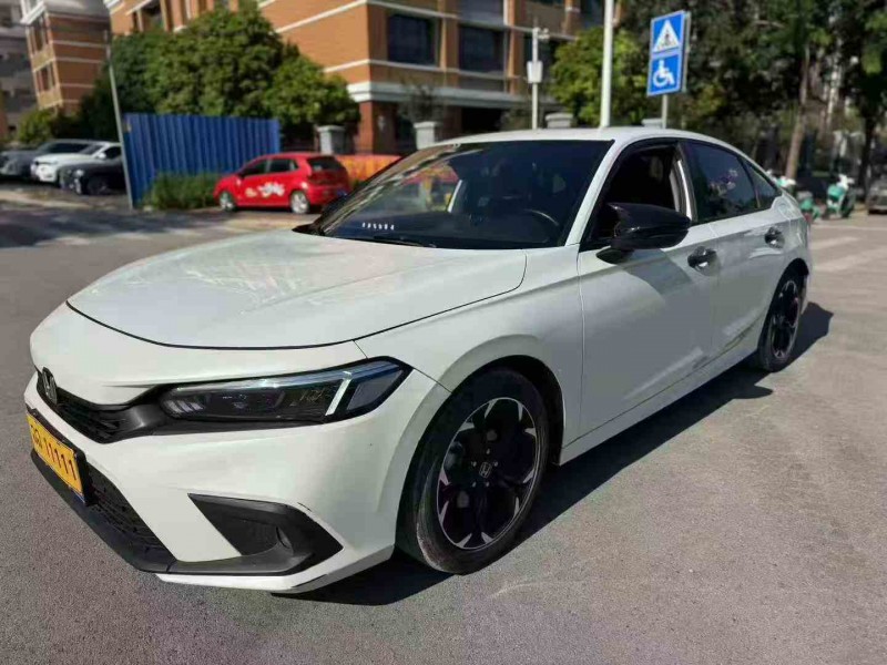 南宁23年本田思域3