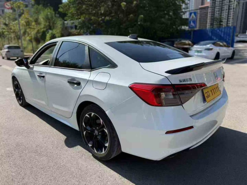 南宁23年本田思域7