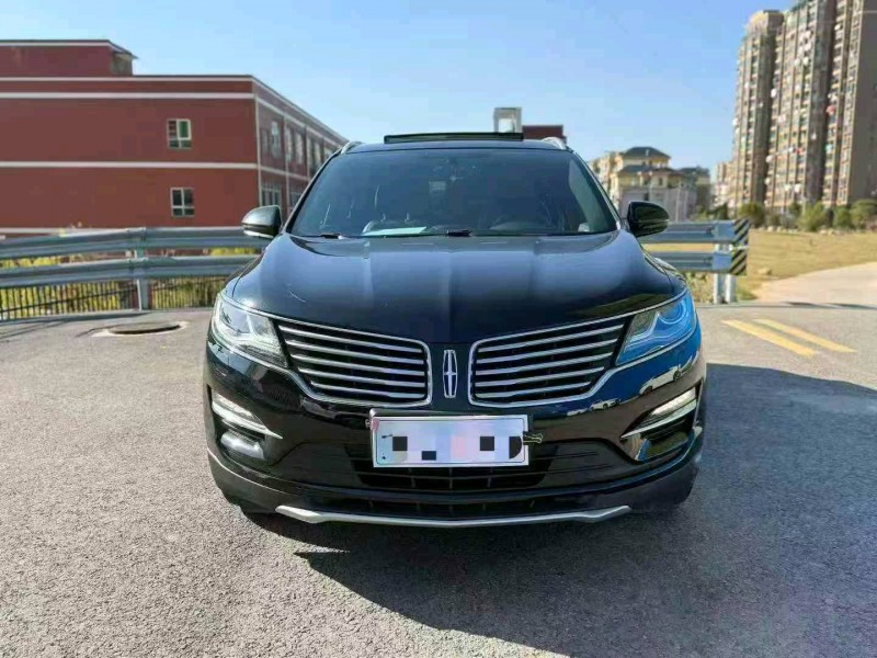 济宁17年林肯MKC1