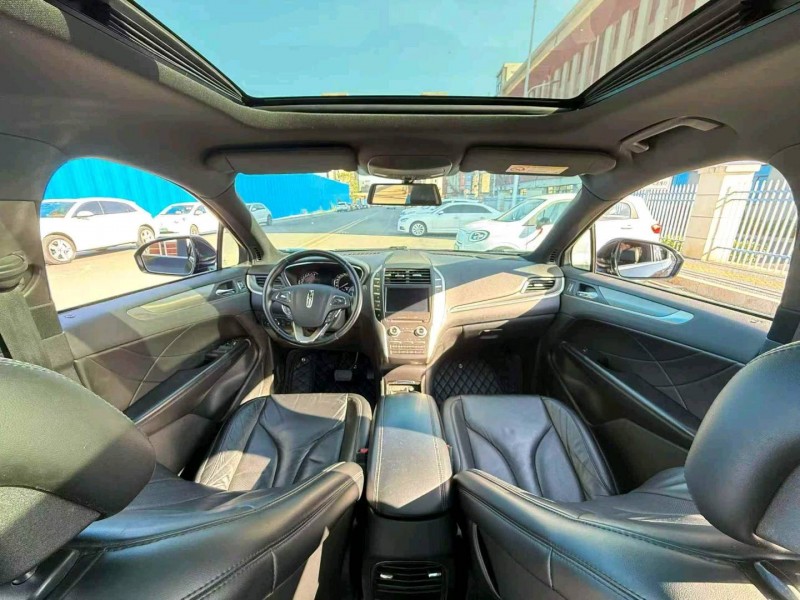 济宁17年林肯MKC3