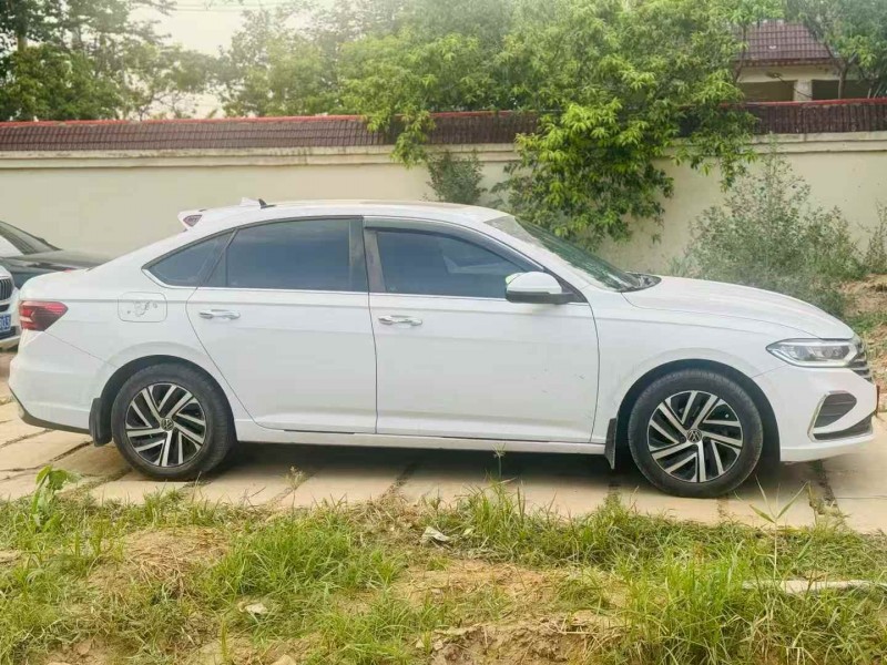 鹤壁23年大众朗逸6