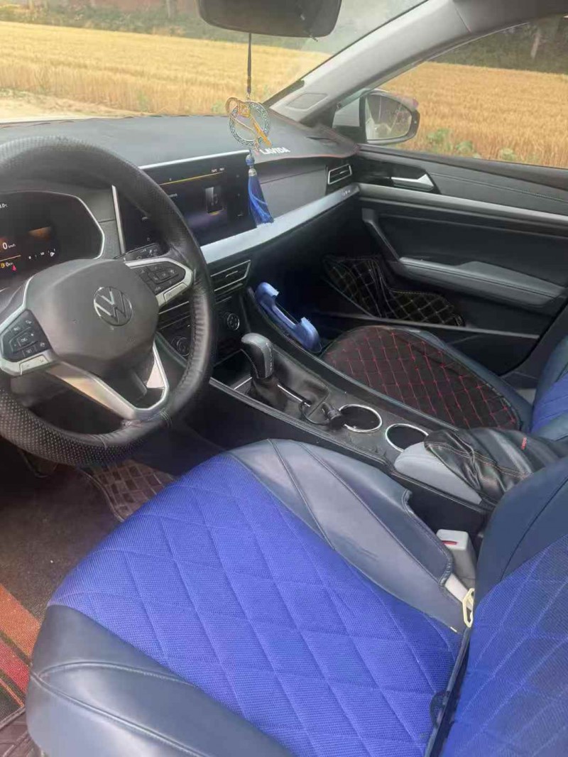 鹤壁23年大众朗逸7