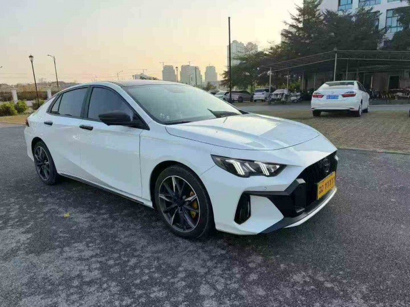 南宁24年传祺影豹2