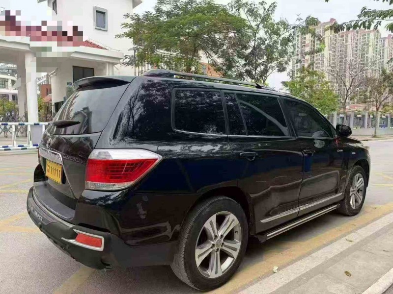 南宁14年丰田汉兰达7