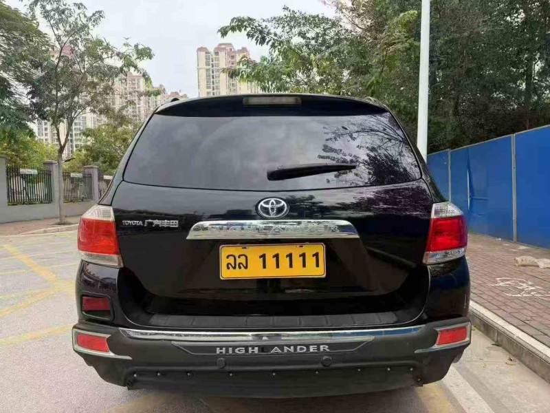 南宁14年丰田汉兰达9