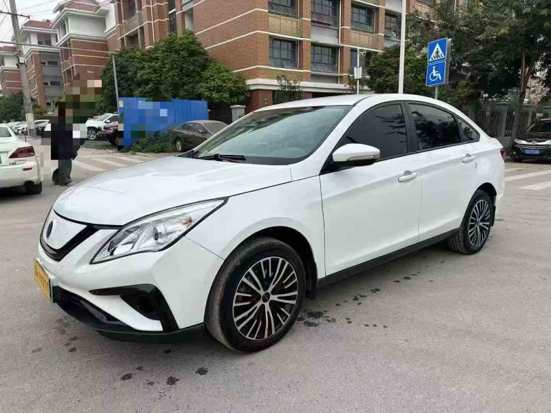 南宁22年东风风行2