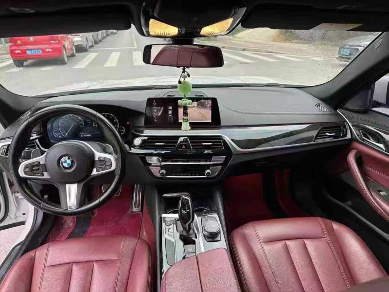 南宁19年宝马5系5