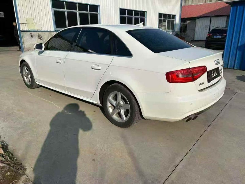 东营13年奥迪A4L7