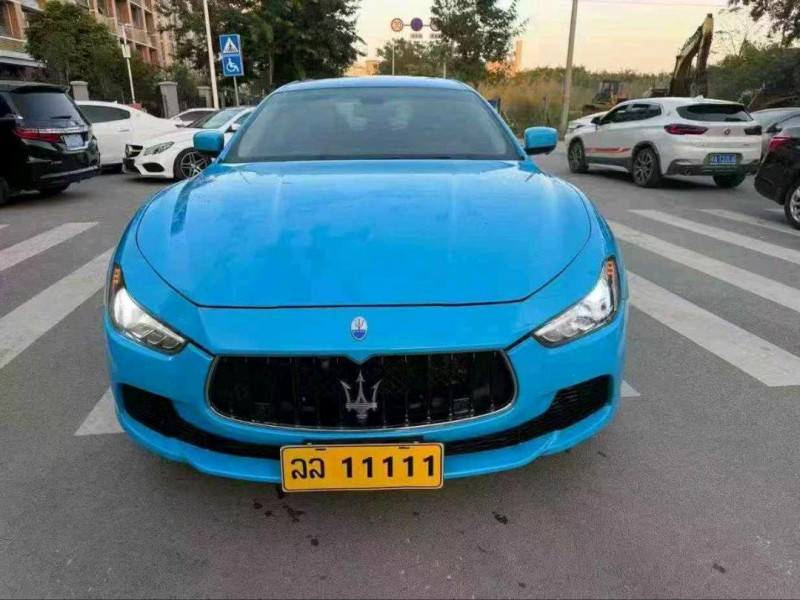 南宁14年玛莎拉蒂Ghibli1