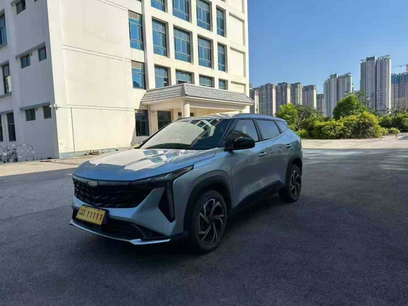 南宁23年吉利博越3