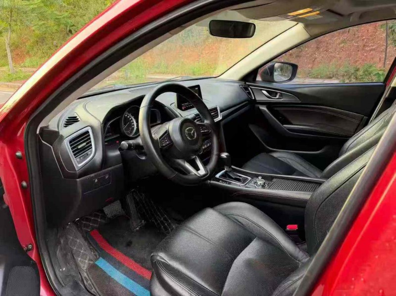 南宁17年马自达昂克赛拉4