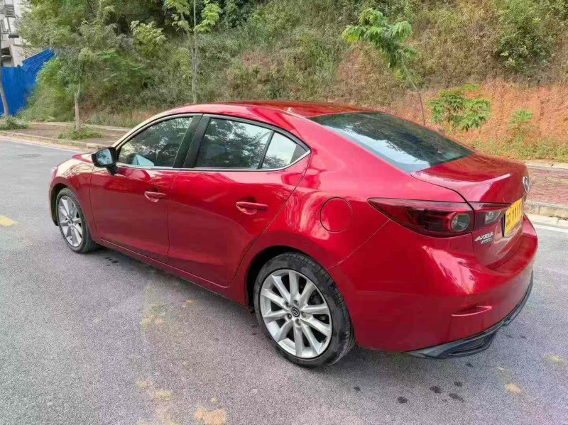 南宁17年马自达昂克赛拉8