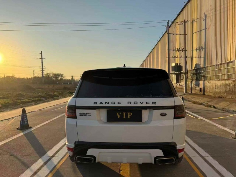 菏泽21年路虎揽胜运动8