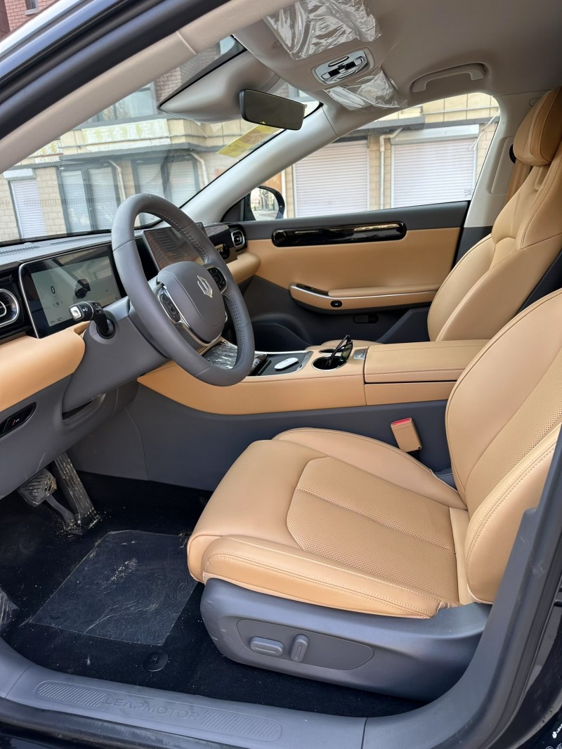 邢台25年零跑汽车C014