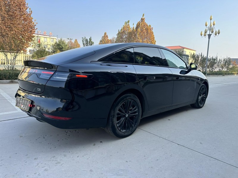 邢台25年零跑汽车C017