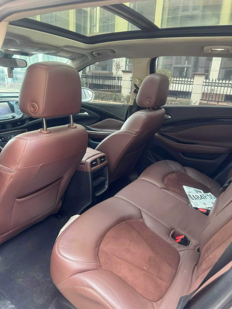 鹤壁15年别克昂科威6