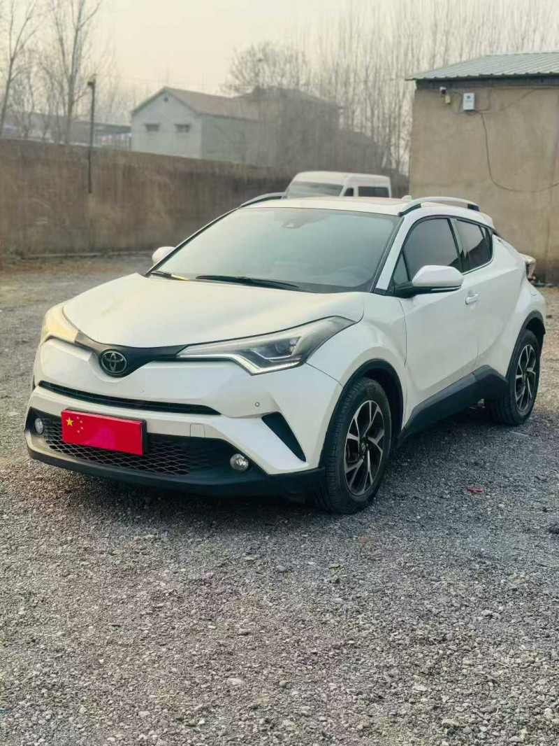 鹤壁20年丰田CHR3