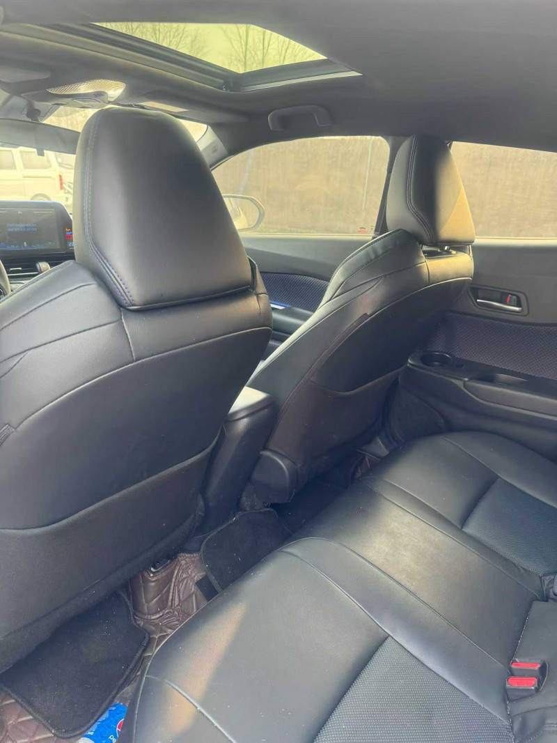 鹤壁20年丰田CHR9