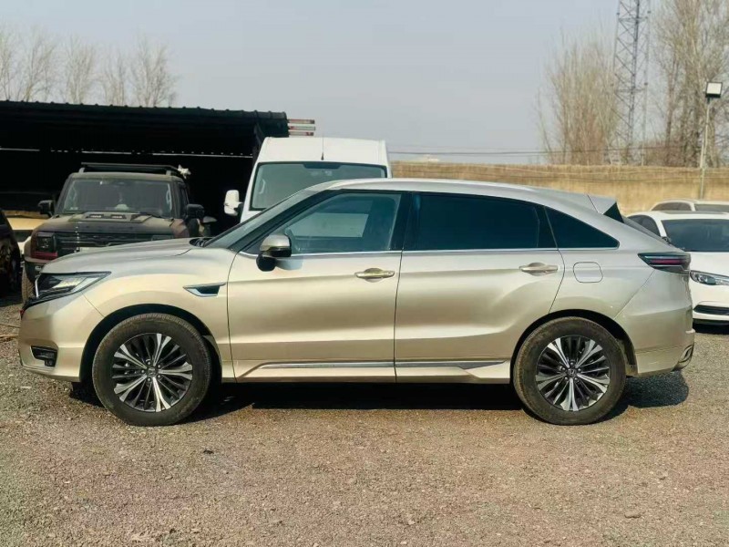 鹤壁22年本田URV6