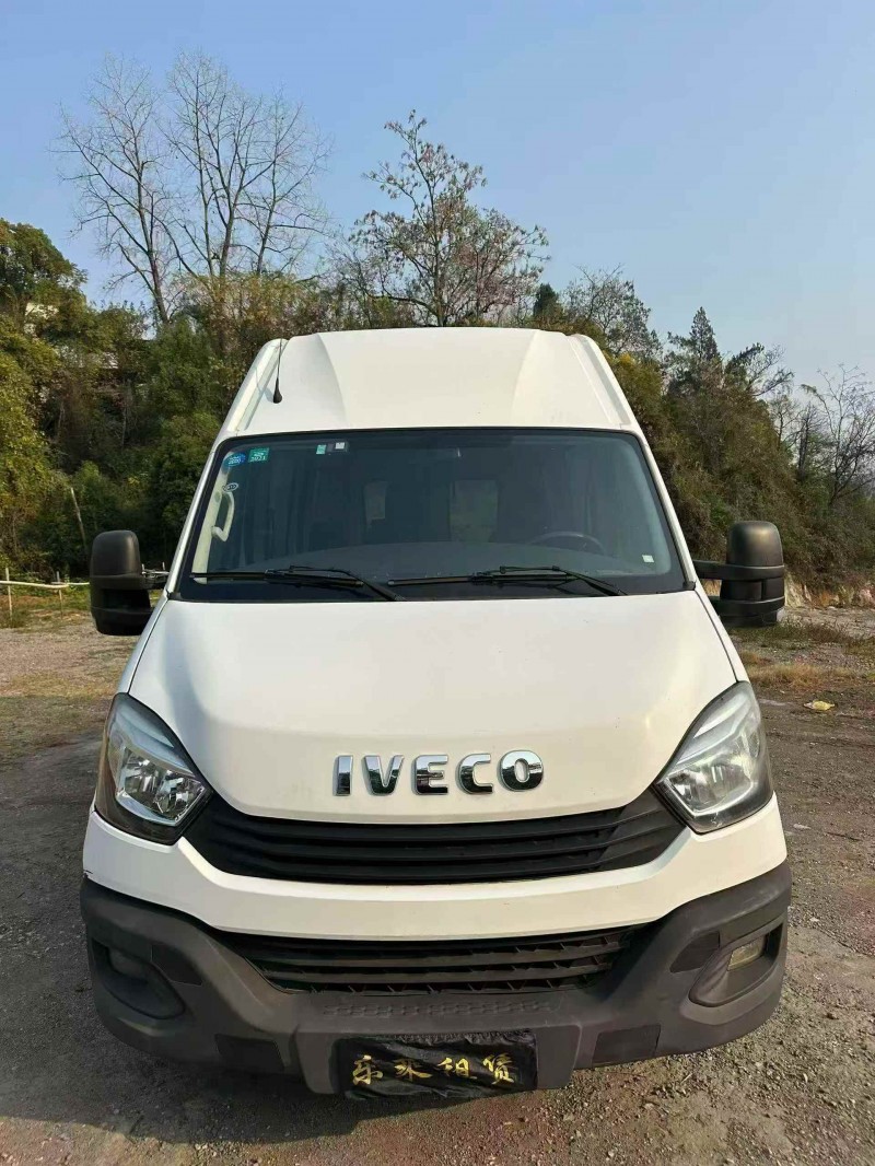 邵阳19年依维柯欧胜1