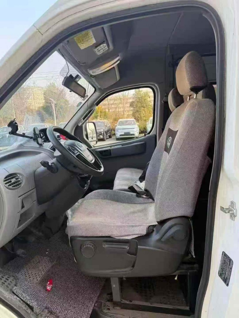 潍坊19年大通V805