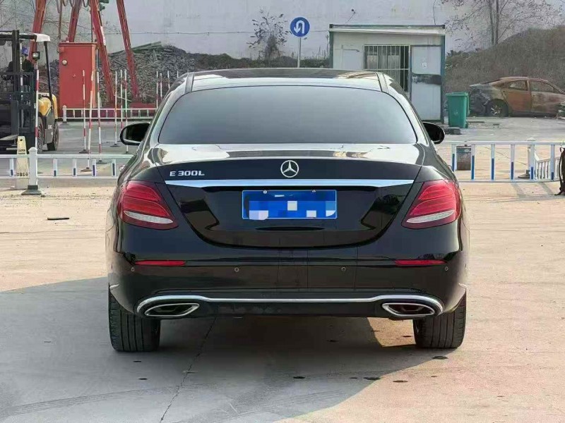 咸阳18年奔驰E9