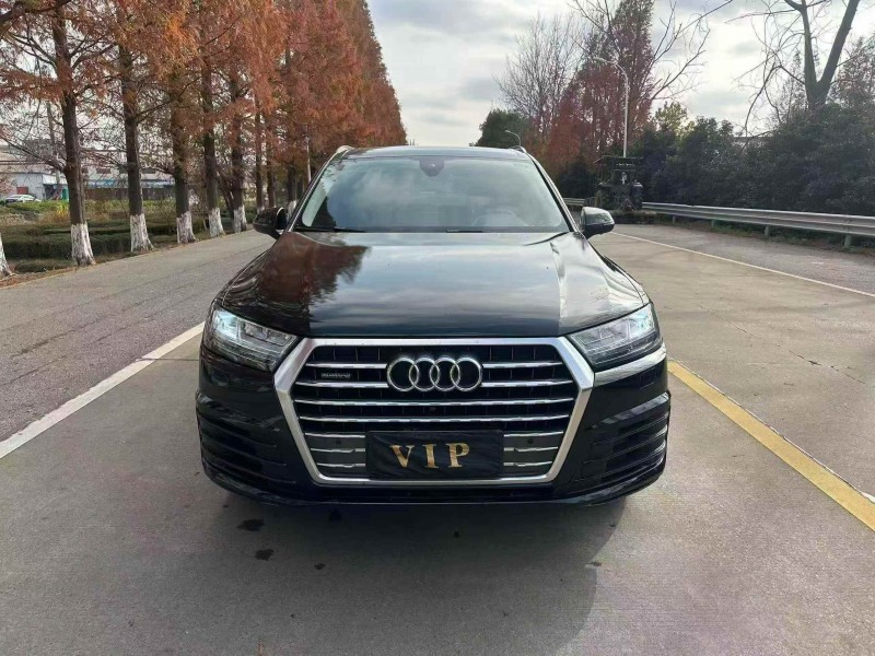 苏州17年奥迪Q71