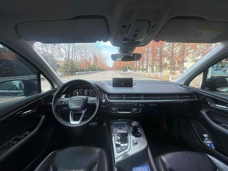 苏州17年奥迪Q74