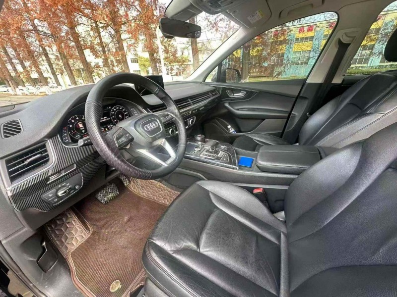 苏州17年奥迪Q75