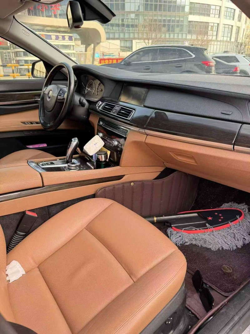 石家庄11年宝马7系4