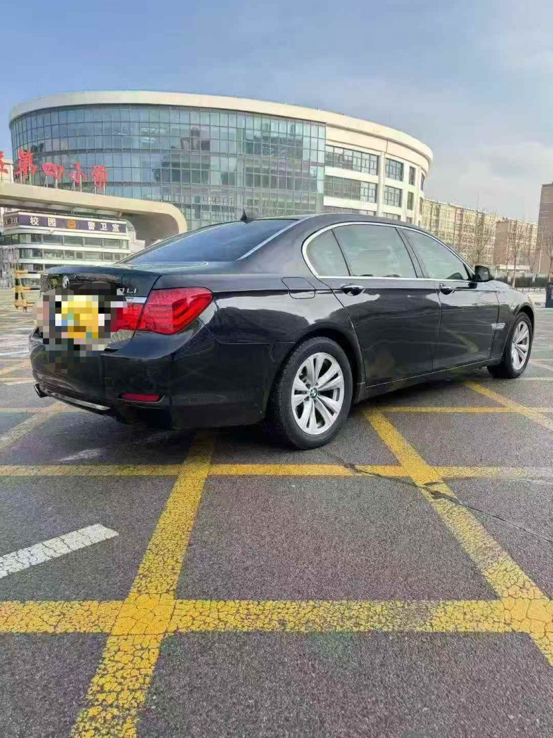 石家庄11年宝马7系8